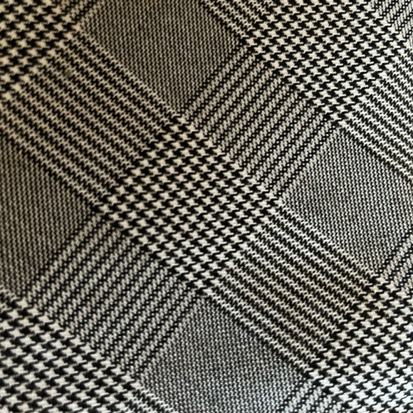 Plaid mini-skirt - Picture 2 of 4